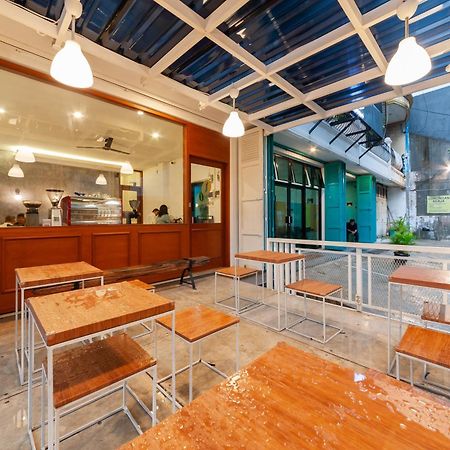 Sans Hotel Suryakencana Bogor Bagian luar foto